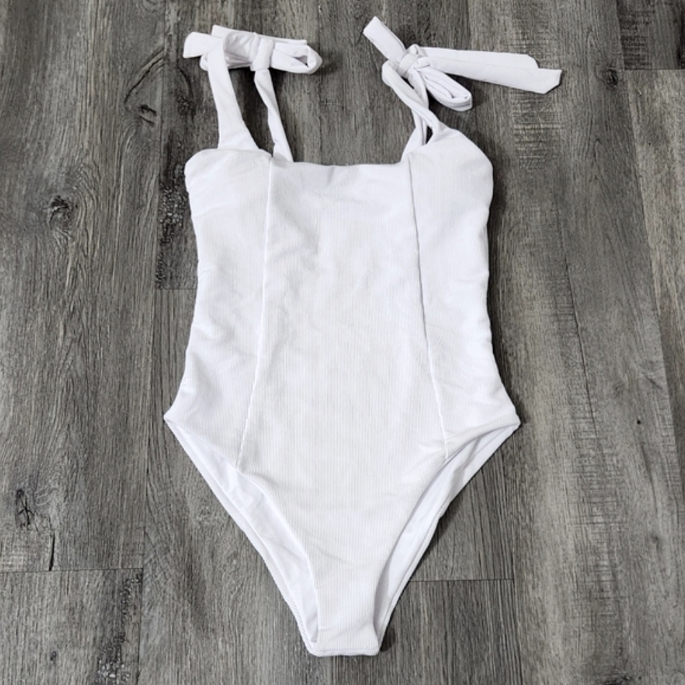 New!Beach Riot‎ Ribbed Sydney One Piece Swimsuit - Picture 7 of 15